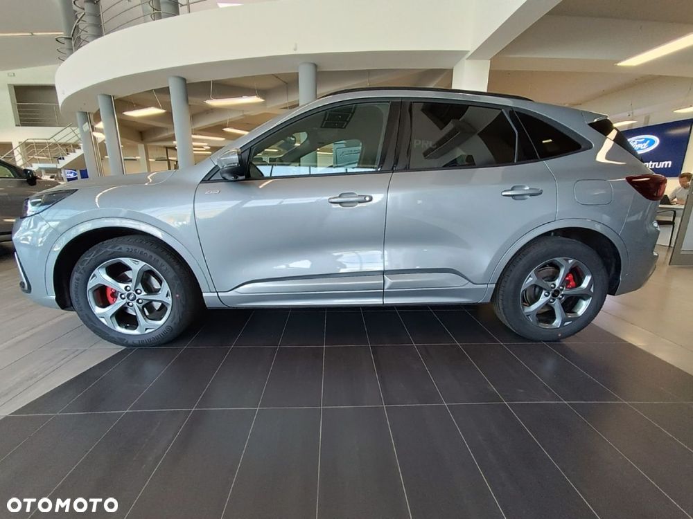Ford Kuga - 10