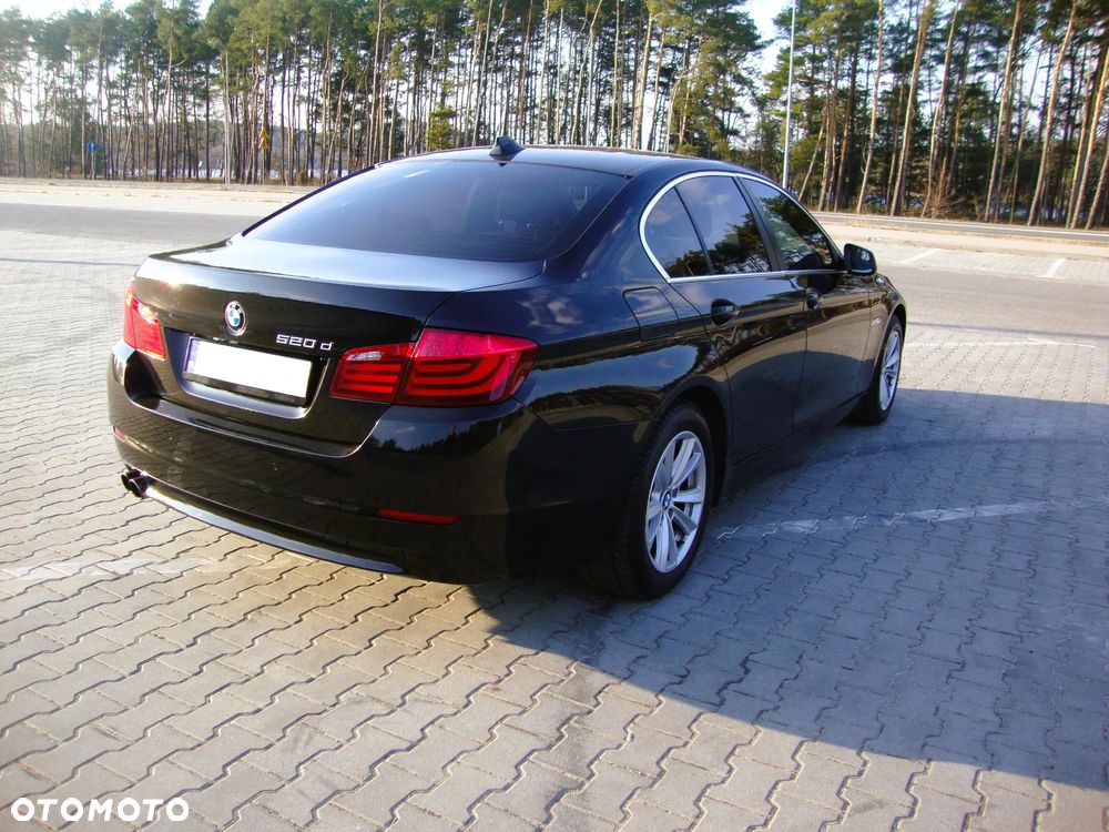 BMW Seria 5 520d - 6