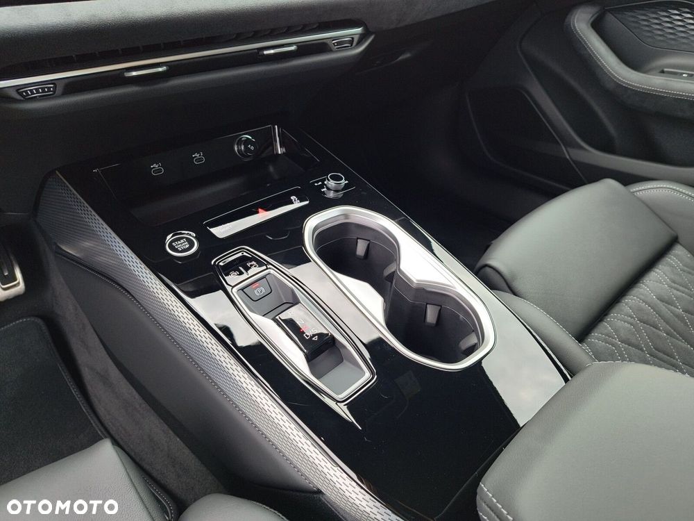 Audi A6 Avant - 16