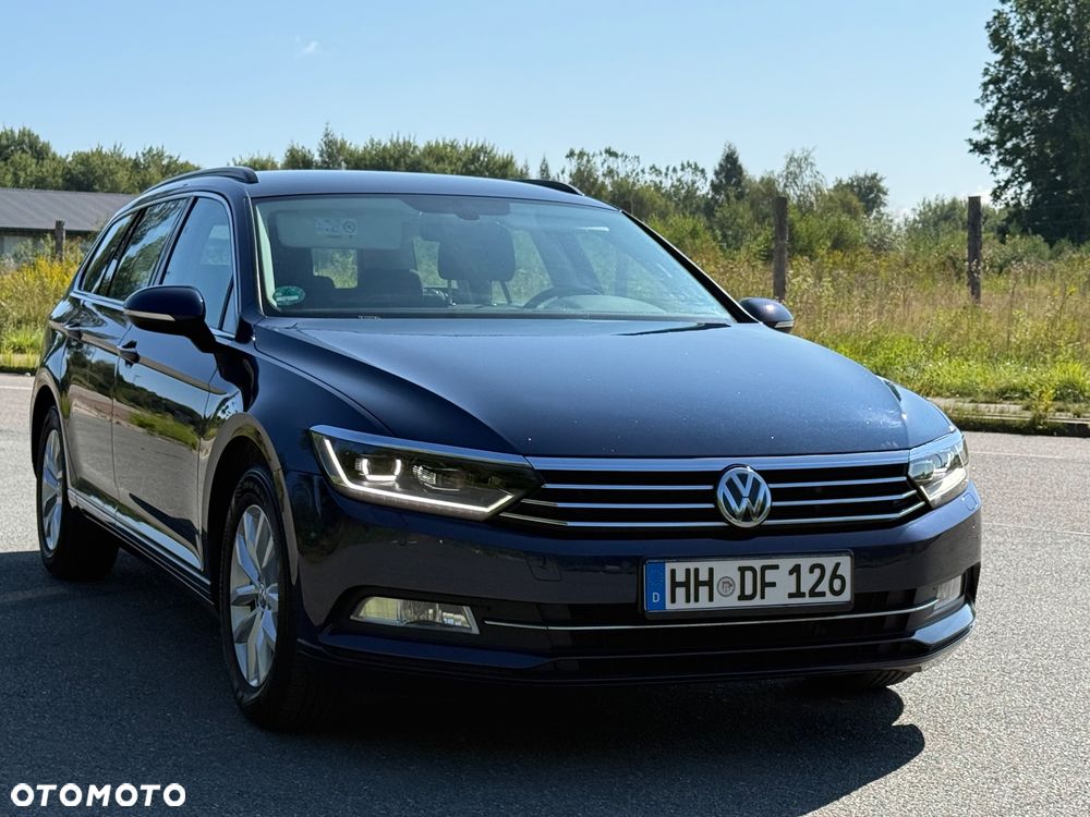Volkswagen Passat - 17