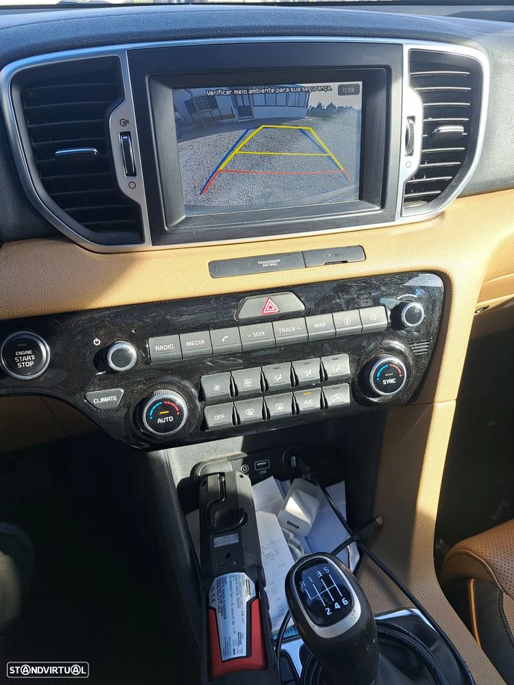 Kia Sportage 1.6 CRDI ISG SX — fotografia 7