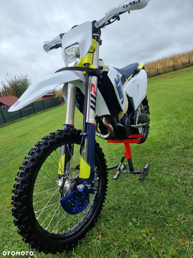 Husqvarna FE - 8