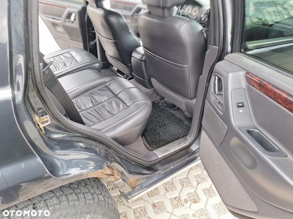 Jeep Grand Cherokee - 13