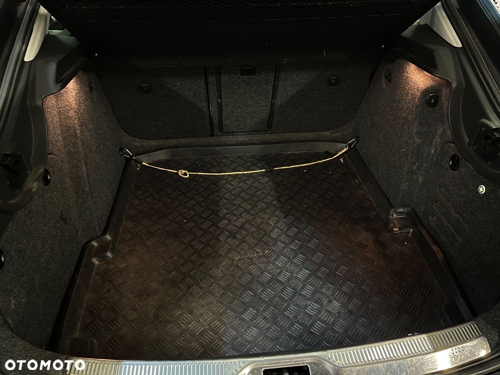 Skoda Superb 2.0 TDI PD Elegance - 9