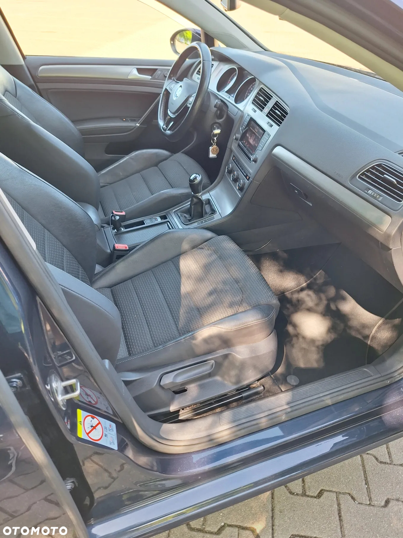 Volkswagen Golf - 12