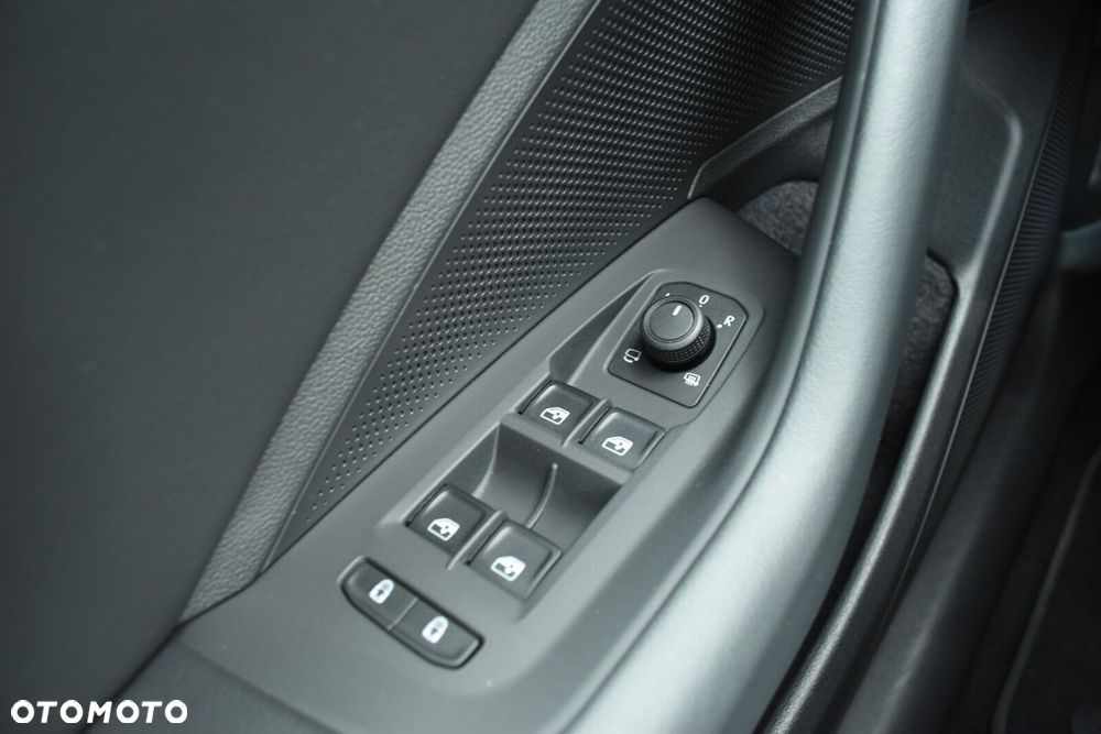 Volkswagen Passat Variant 1.5 TSI EVO Business DSG - 28