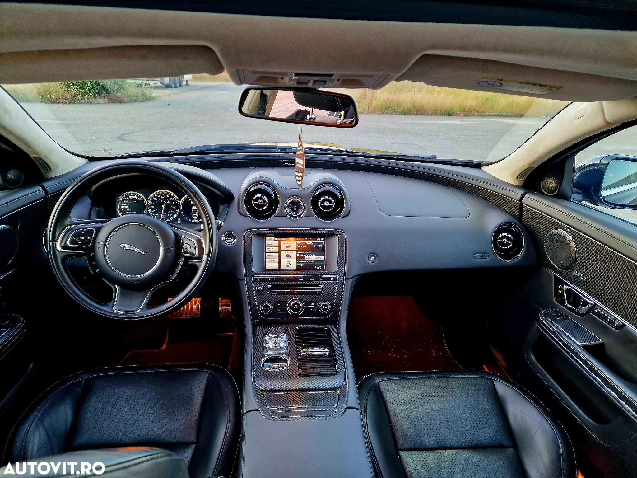 Jaguar XJ 3.0 V6 Diesel S Premium Luxury - 8