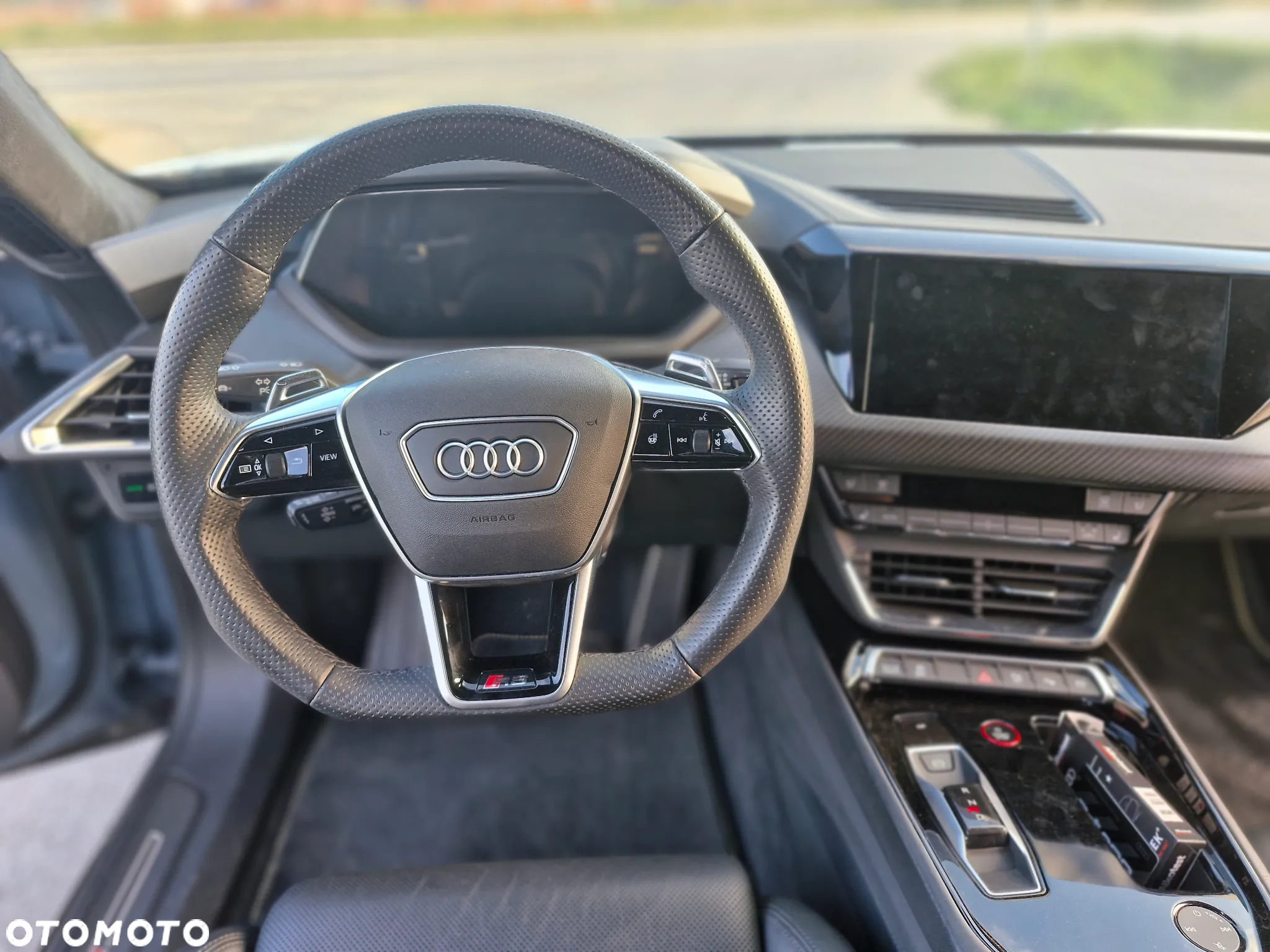 Audi e-tron GT RS quattro - 13