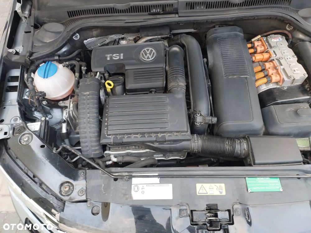 Volkswagen Jetta 1.4 Hybrid DSG Comfortline - 11