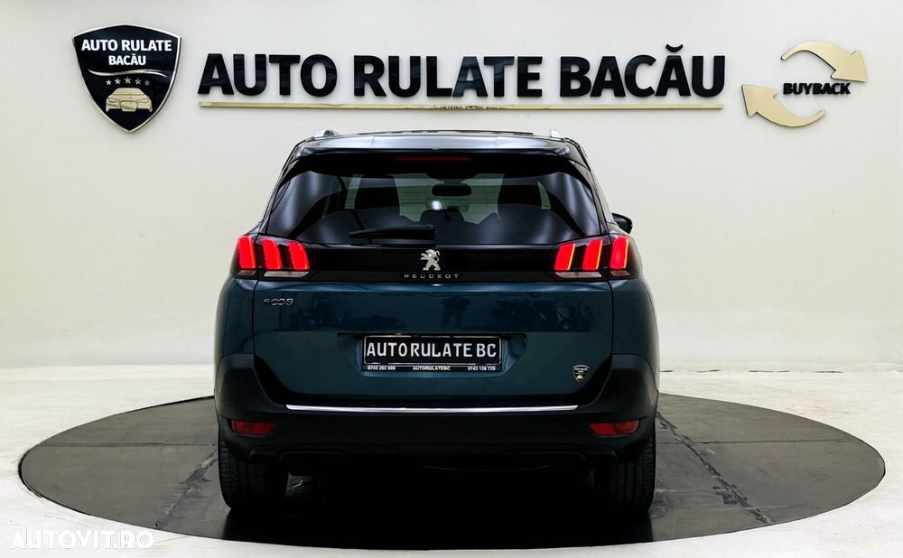 Peugeot 5008 - 11
