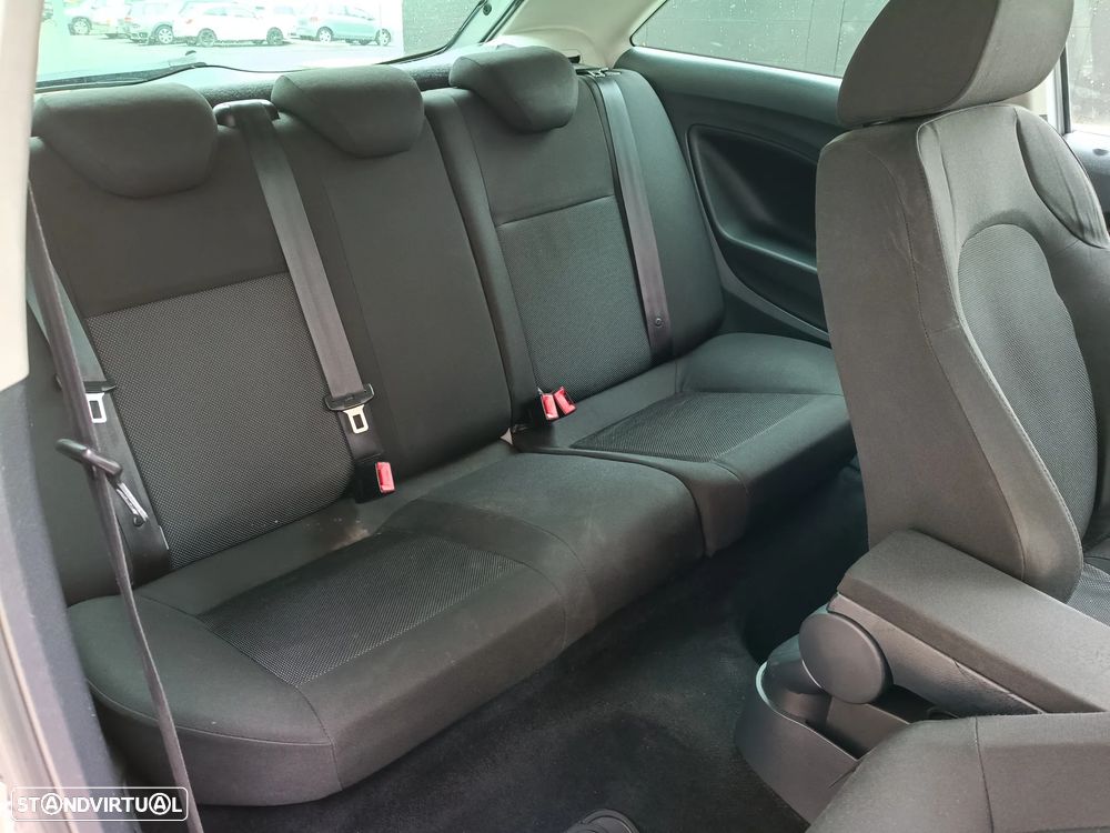 SEAT Ibiza 1.4 16V Stylance - 12