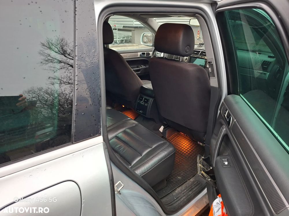 Volkswagen Touareg 2.5 TDI R5 Aut. - 3