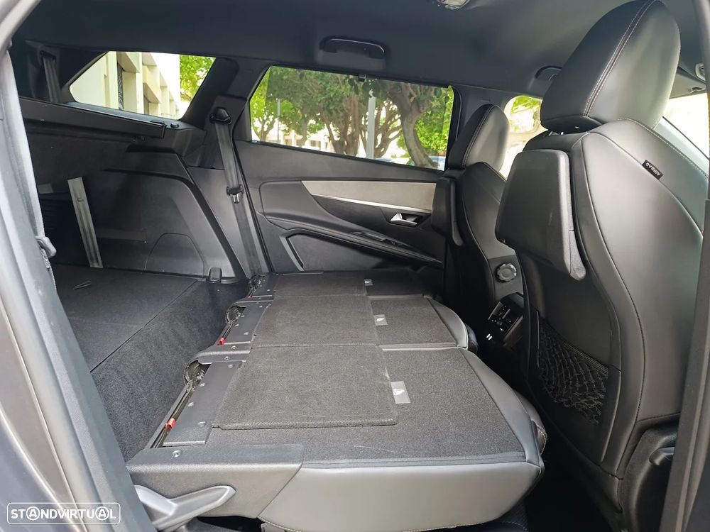 Peugeot 5008 1.2 PureTech GT EAT8 - 39