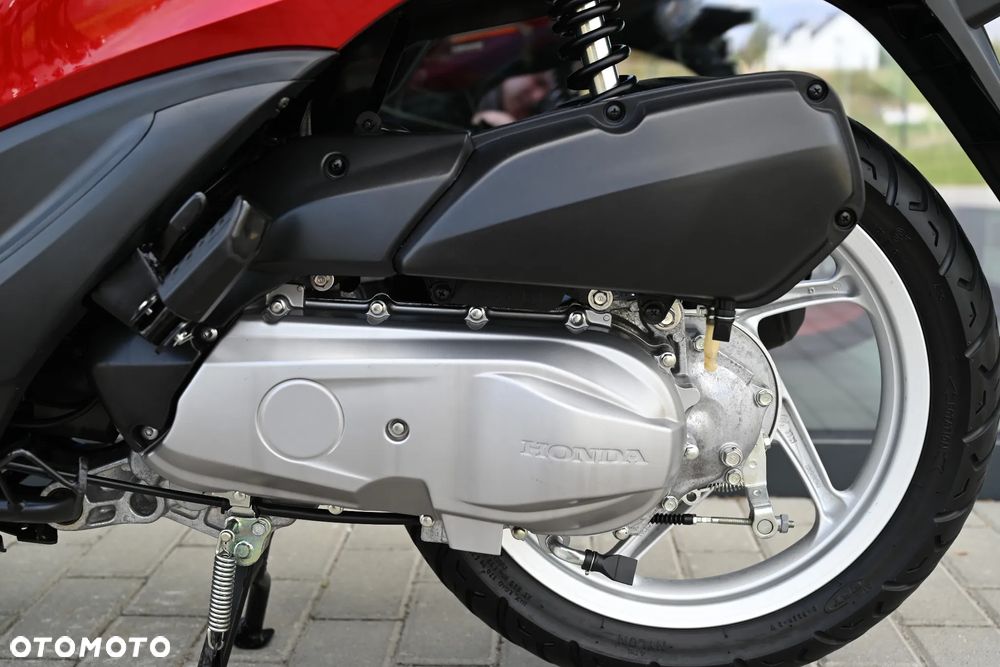 Honda Vision - 11