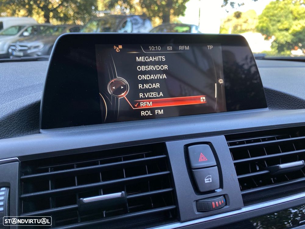 BMW 220 d Cabrio Pack M - 30