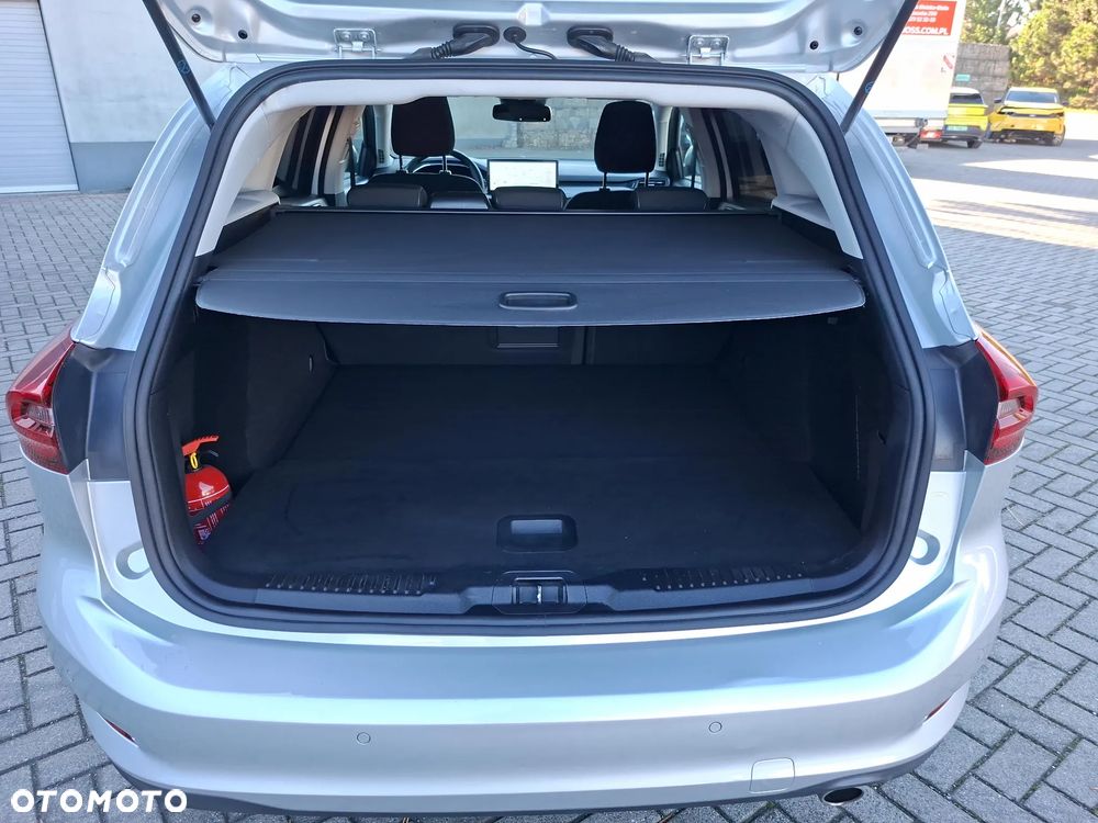 Ford Focus 1.0 EcoBoost mHEV Titanium X - 28