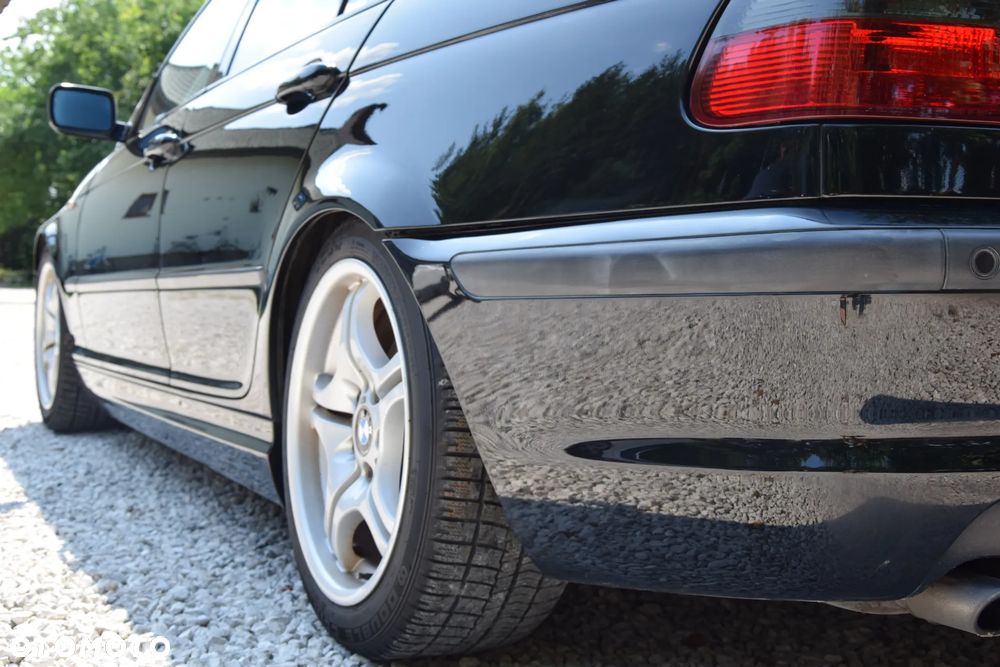 BMW Seria 3 325i Edition Sport - 19