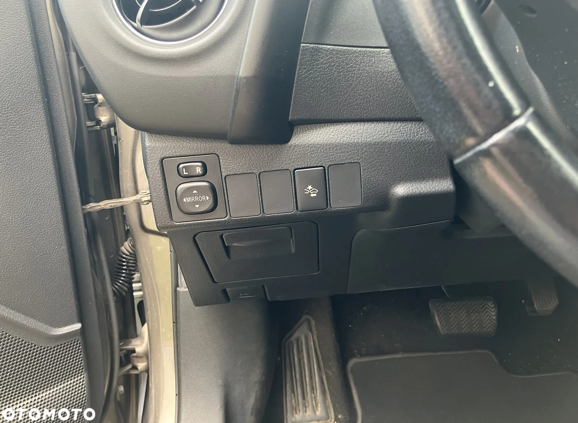 Toyota Corolla 1.6 Comfort MS - 14