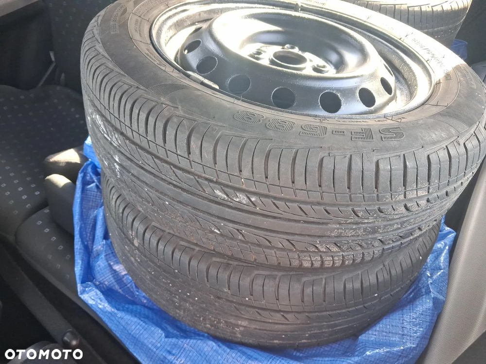 Toyota Yaris 1.3 Luna A/C - 23