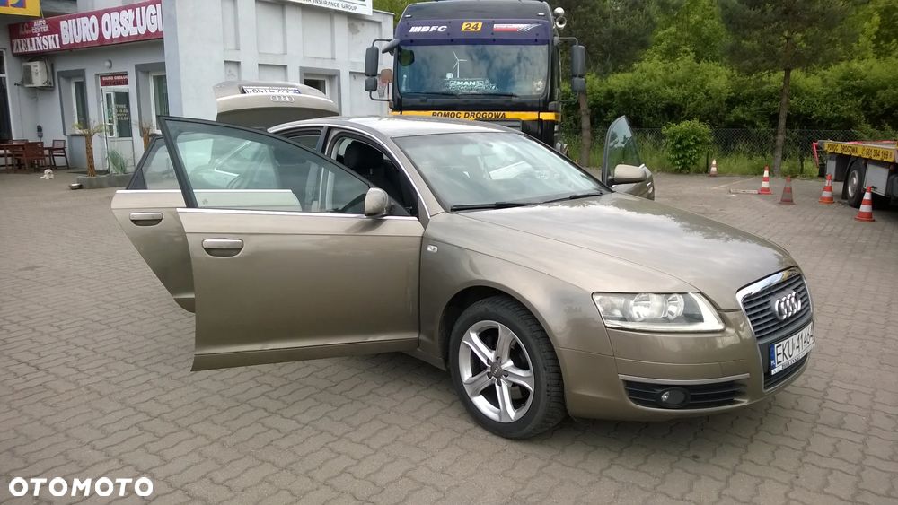 Audi A6 Limousine 2.4 - 21