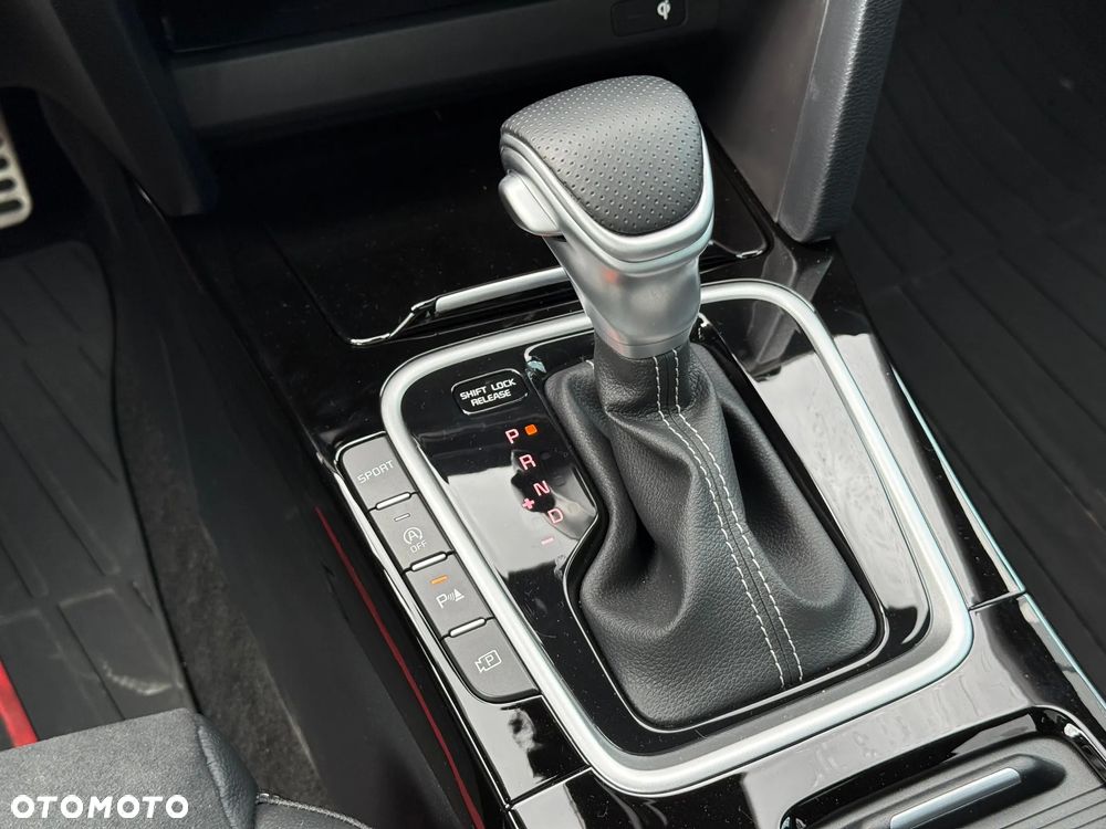 Kia ProCeed 1.5 T-GDI GT Line DCT - 28