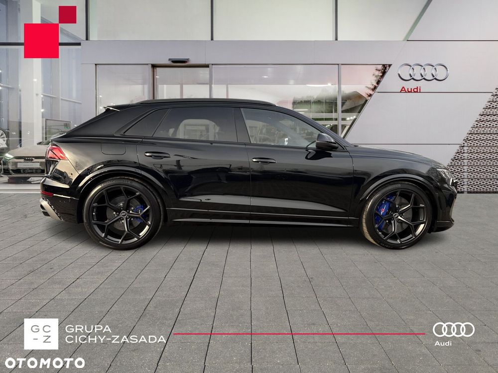 Audi RS Q8 - 6