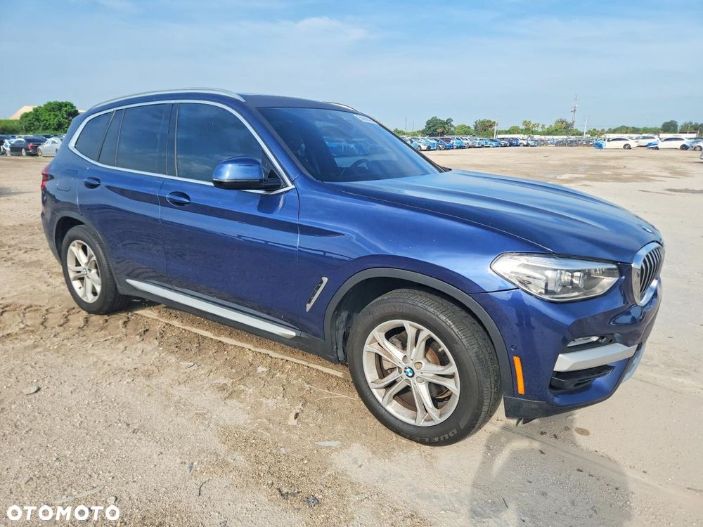 BMW X3 xDrive30i Luxury Line - 2