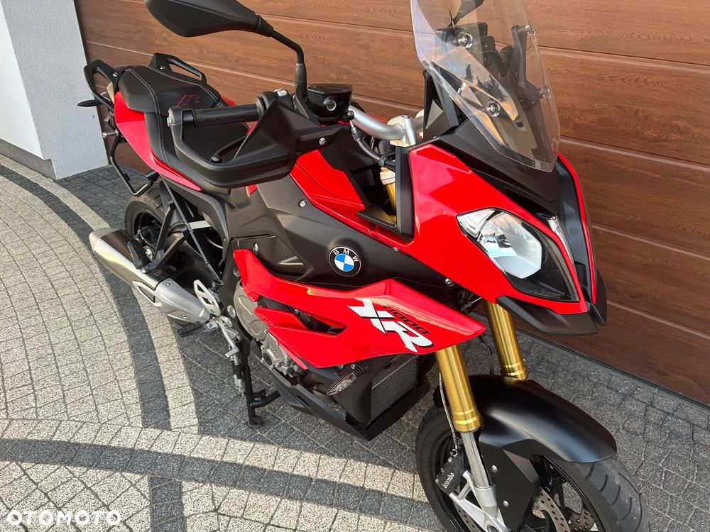 BMW XR - 28