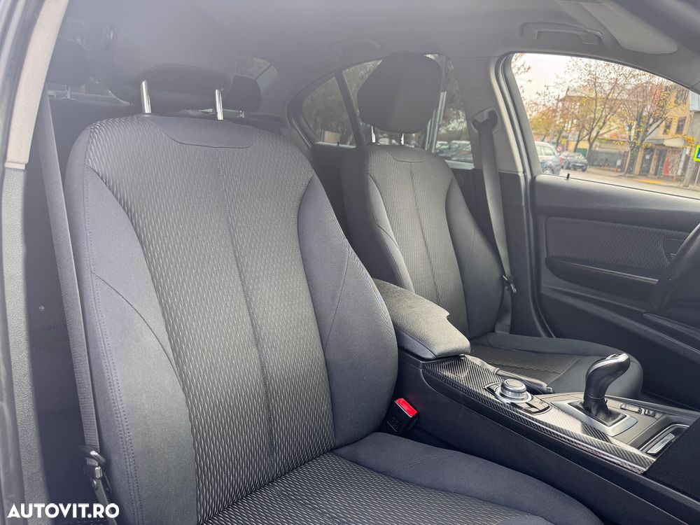 BMW Seria 3 320i GT Sport-Aut. - 11