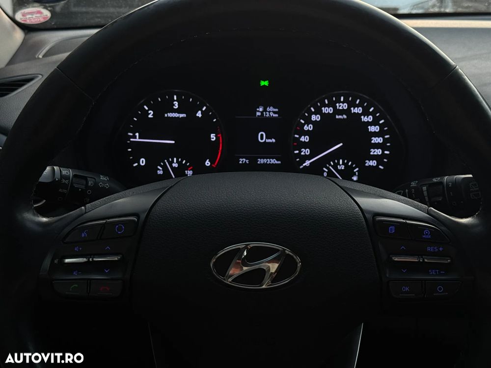 Hyundai i30 1.6 CRDI Premium - 12