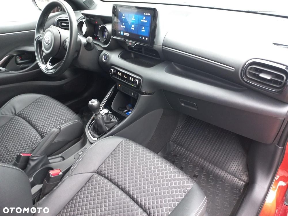 Toyota Yaris 1.5 Selection Style - 11