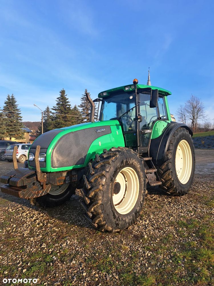Valtra T120 - 1