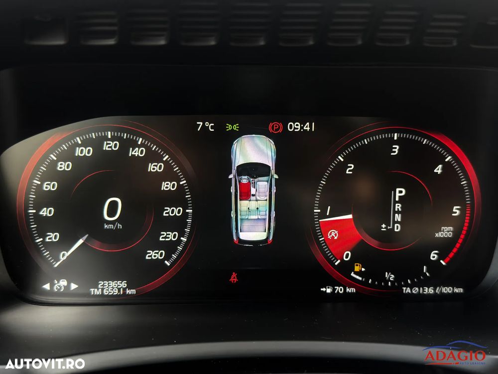 Volvo XC 90 D5 AWD Inscription - 9