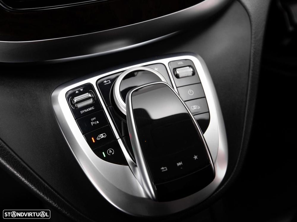 Mercedes-Benz V 220 d Longo Avantgarde Aut. - 21