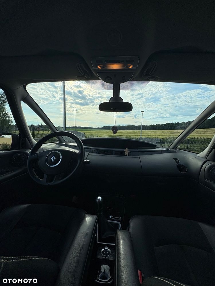 Renault Espace 2.0 dCi Initiale - 8