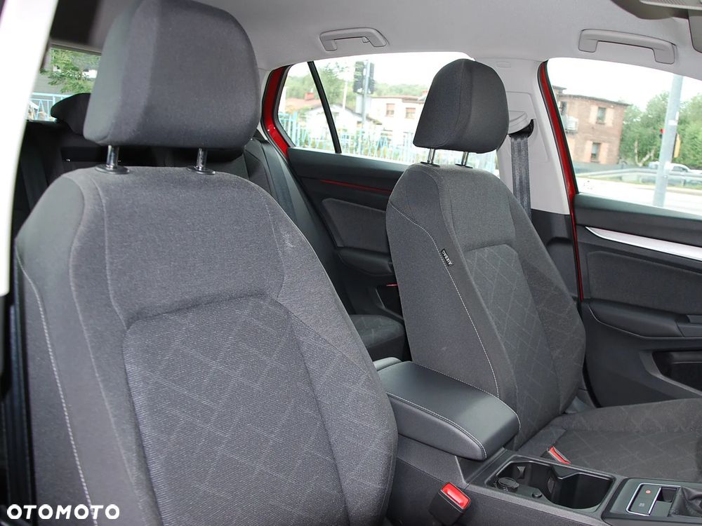 Volkswagen Golf 1.5 TSI EVO Life - 16