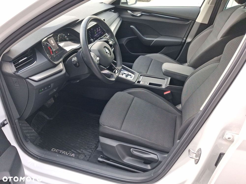 Skoda Octavia 1.5 TSI e-Tec Ambition DSG - 17