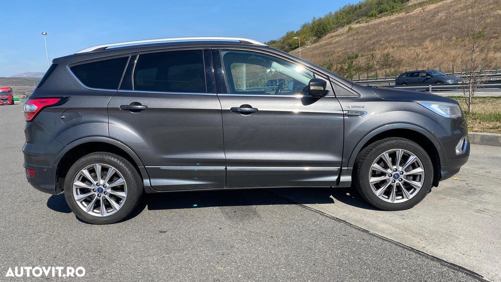 Ford Kuga 2.0 TDCi 4WD Powershift Vignale - 6