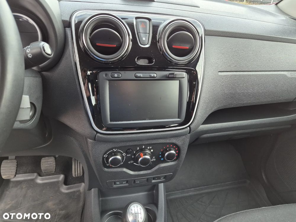 Dacia Lodgy 1.3 TCe Stepway S&S - 12