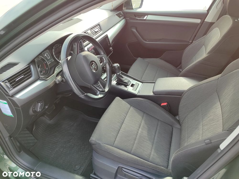 Skoda Superb 2.0 TDI Style DSG - 15
