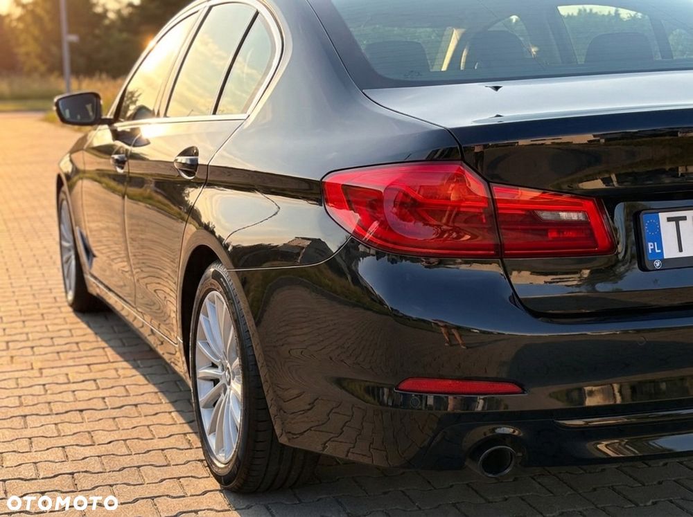 BMW Seria 5 520d xDrive Luxury Line - 6
