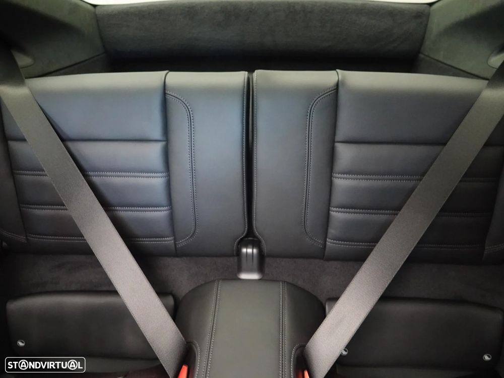 Porsche 911 (992) Carrera 4 GTS - 33