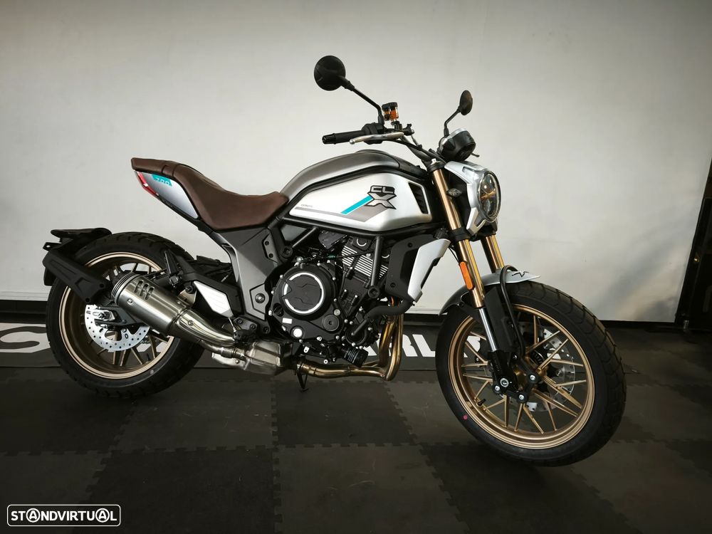 CF Moto 700CL-X Heritage Campanha CL - 6