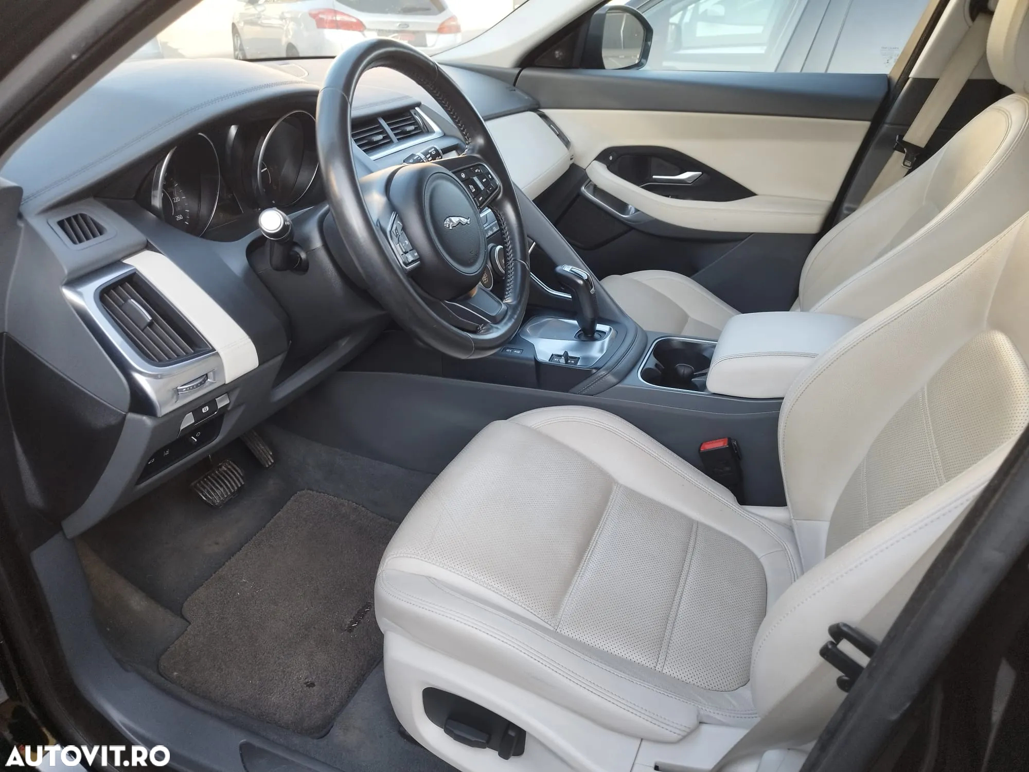 Jaguar E-Pace D150 AWD Aut. R-Dynamic S - 5