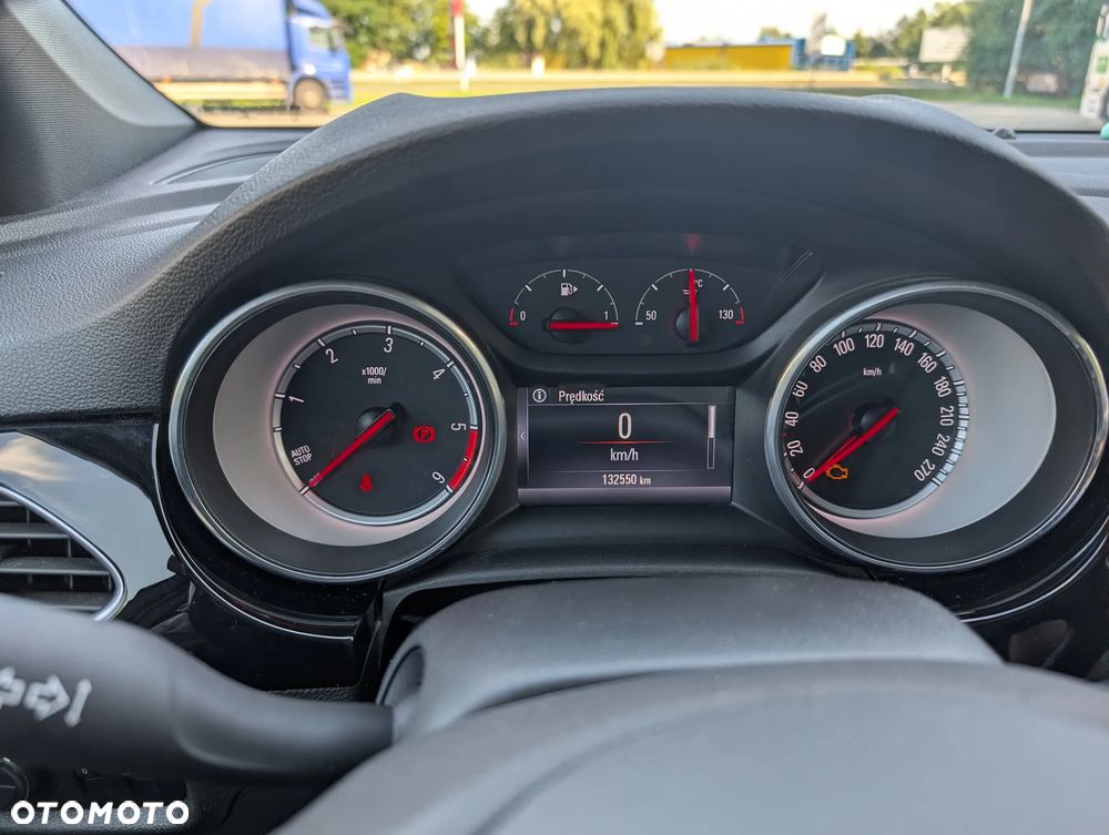Opel Astra 1.6 CDTI Dynamic S&S - 11