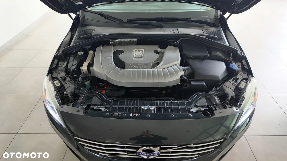 Volvo V60 D6 AWD Plug-in Hybrid Summum - 35