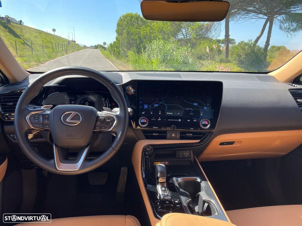 Lexus NX 450h+ - 16
