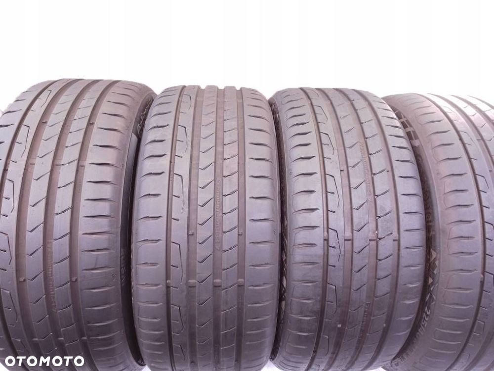 Continental PremiumContact7 225/40 R18 92Y 2022 7.5-8mm - 1