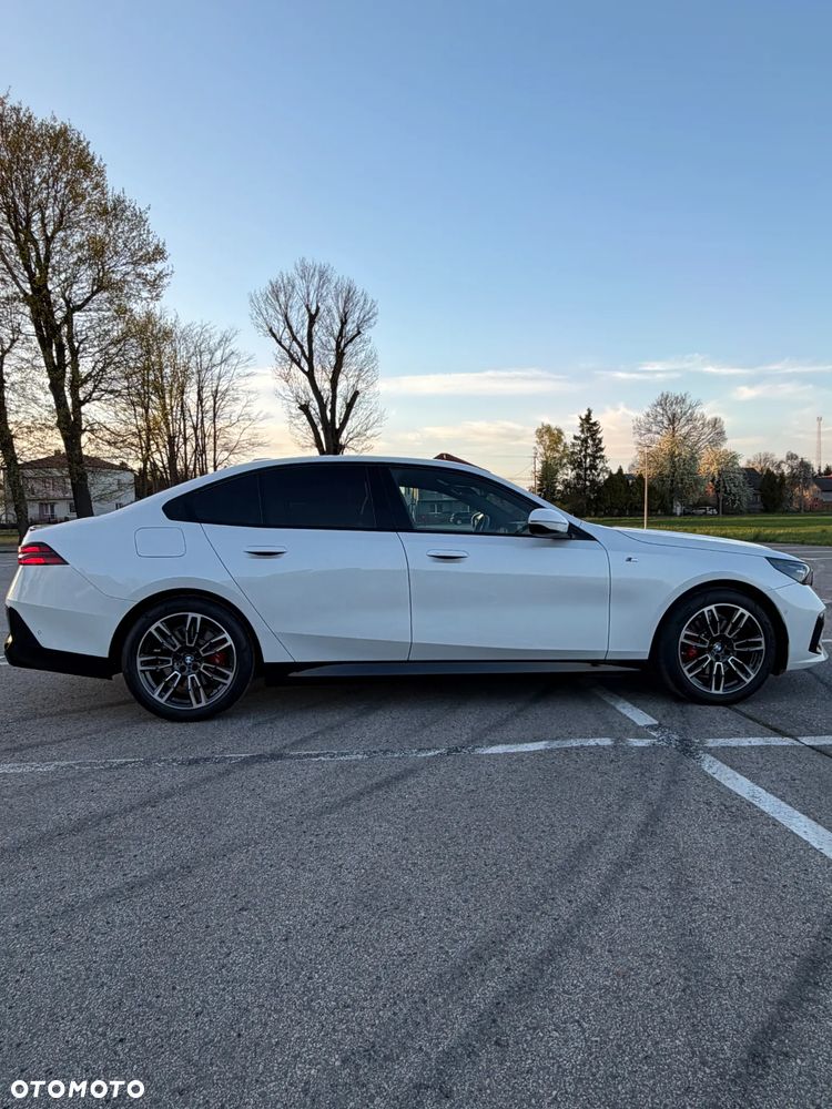 BMW Seria 5 520i mHEV Luxury Line sport - 8