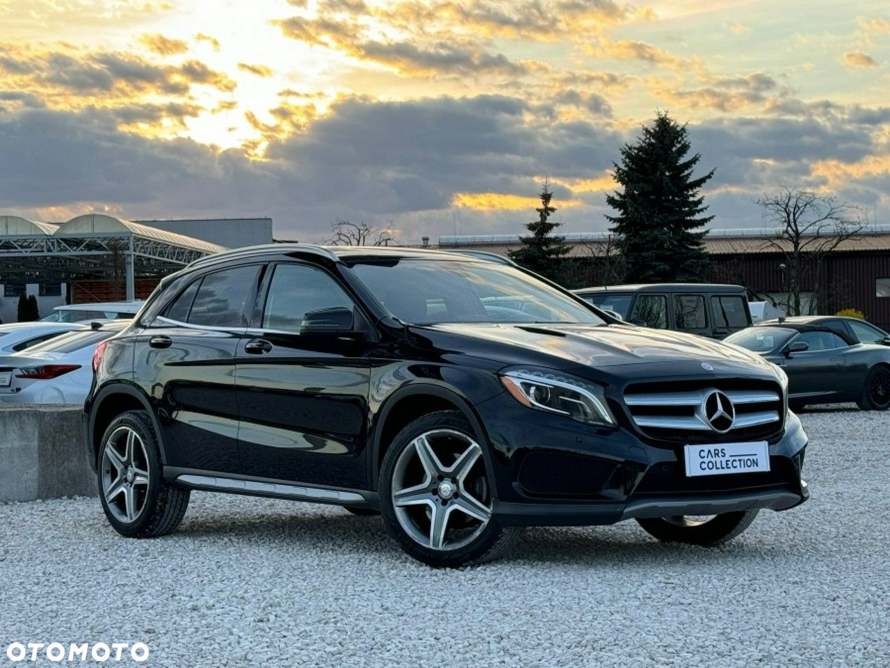 Mercedes-Benz GLA - 1